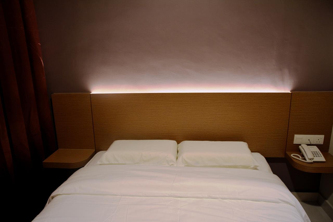 Swing & Pillows - Pj21 Petaling Jaya Exterior foto