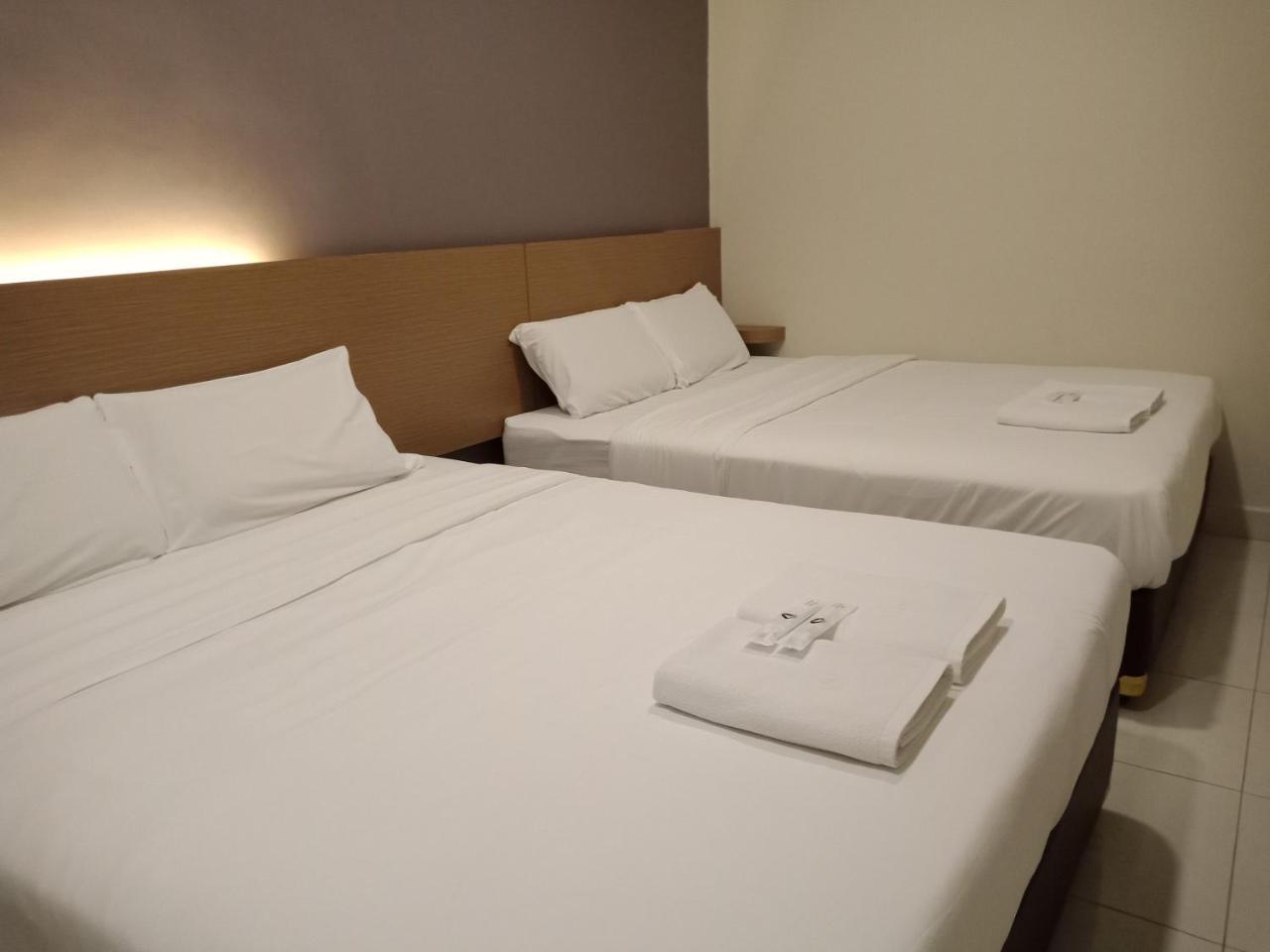 Swing & Pillows - Pj21 Petaling Jaya Exterior foto